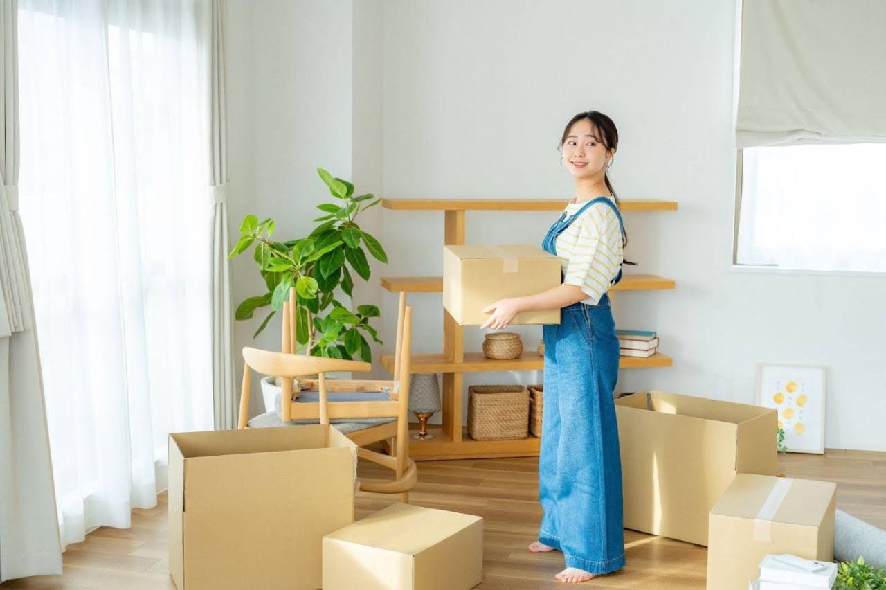 家賃補助で一人暮らしデビュー！携帯ショップ店員が『社宅制度』を使って賢く自立するステップ【徹底解説】