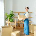 家賃補助で一人暮らしデビュー！携帯ショップ店員が『社宅制度』を使って賢く自立するステップ【徹底解説】